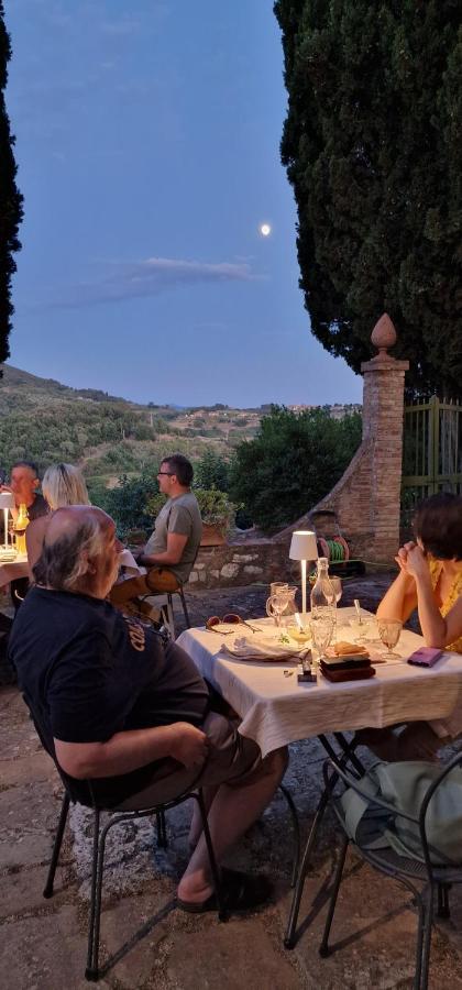 La Romita Ospitalità Rurale Familiare * Montisi